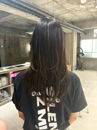 セミロング 玉置七海✨ ／透明感／髪質改善のヘアスタイル