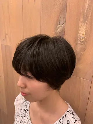 ショート Aya/四条烏丸/ 酸性ストレートのヘアスタイル