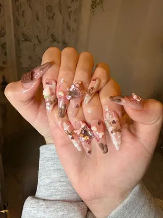 ネイル HIKARIHANA NAILのネイルデザイン