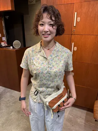 ショート レイヤーカット\ウル フ　chinatsuのヘアスタイル
