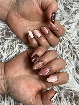 ミディアム ネイル ✴︎ Delightのネイルデザイン