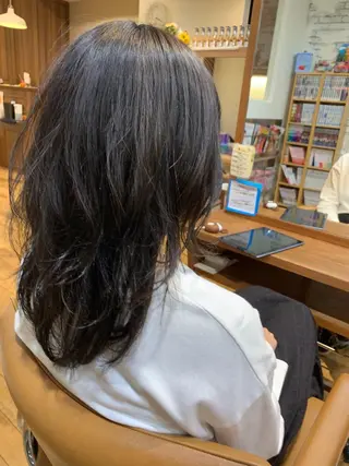 セミロング 【ANSWER】 渡辺カリン🌼のヘアスタイル