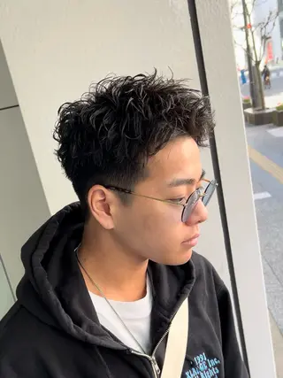 パーマ メンズ k jの眉毛・アイブロウイメージ