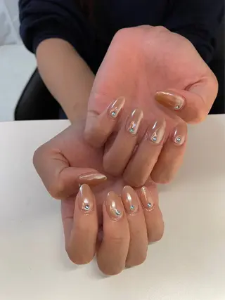 ネイル E LINDAのネイルデザイン