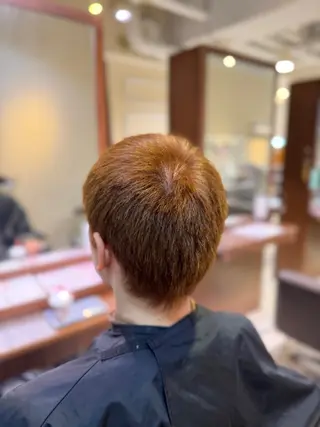 カラー 神野 流嘉のヘアスタイル