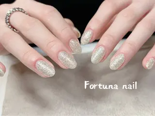 ネイル Nail •Head スパFortunaのネイルデザイン