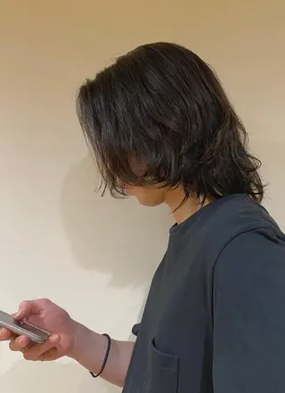 ミディアム io濱川 遥のヘアスタイル
