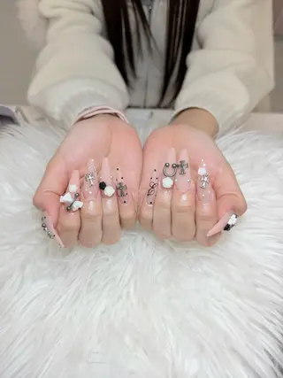 ネイル Anh ゴテゴテネイルのネイルデザイン