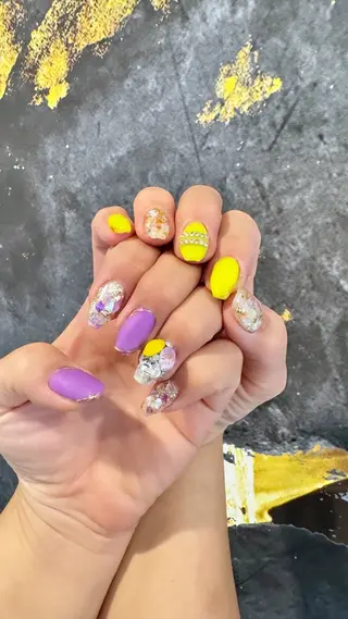 ネイル LAVISH 大和店 🤱子連れ大歓迎のネイルデザイン