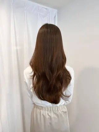 ロング hina/レイヤー /マロンブラウンのヘアスタイル
