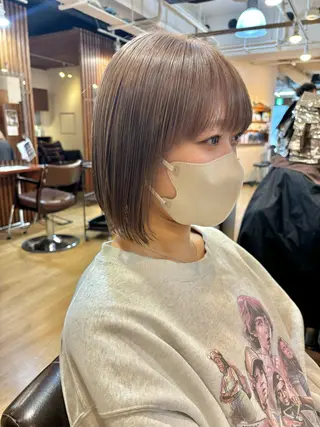 ショート カラー 女性目線でつくる ボブ縮毛矯正のヘアスタイル