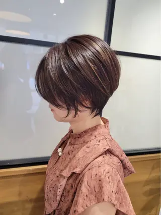 ショート やなぎさわ はるなのヘアスタイル