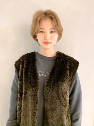 ショート カラー ハイトーン特化サロン 代表 中谷蓮のヘアスタイル