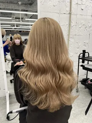 カラー *モデル募集🪞✨ ハイトーン/ブリーチのヘアスタイル