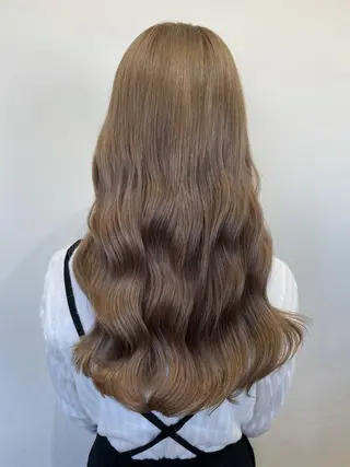 ロング 柔らかな縮毛矯正 透明感カラー💫のヘアスタイル