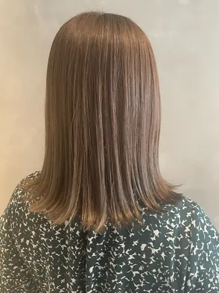 セミロング 長谷川 沙紀のヘアスタイル