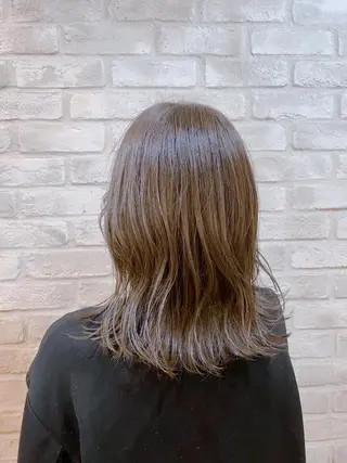 ミディアム しみず りぶのヘアスタイル