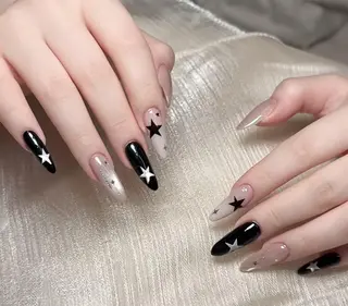 ネイル はる🎀ネイル& アイラッシュ🐈‍⬛のネイルデザイン