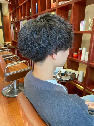 ショート パーマ メンズ オタク美容師🎮 AKARIのヘアスタイル