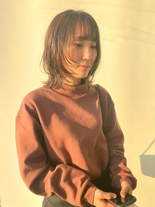 ミディアム 横地 凌のヘアスタイル