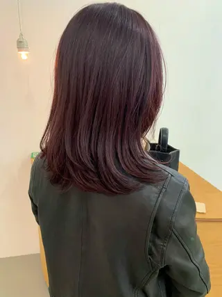 ミディアム カラー Spiel KOMOのヘアスタイル