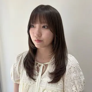 セミロング fuyuna🖤 レイヤーカットのヘアスタイル
