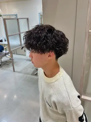 パーマ メンズ N,SOL / 岩上 新大のヘアスタイル