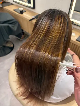 ロング YUI  透明感🌱 艶カラー🍓浦和のヘアスタイル