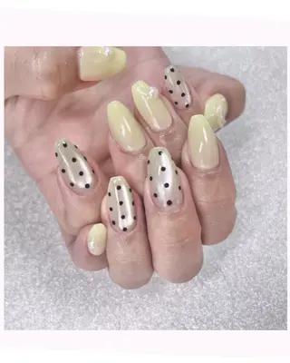 ネイル BEE NAILのネイルデザイン