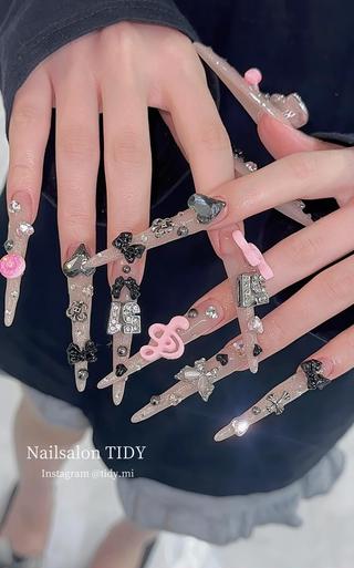 ネイル TIDY. Suzukaのネイルデザイン