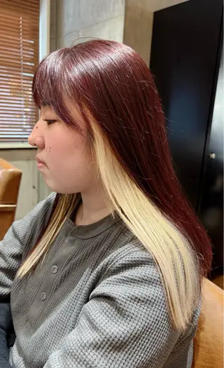ロング カラー 🌊インナーカラー 🐬櫻井海星のヘアスタイル