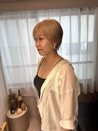 ショート カラー レイヤーカット 古川洋之のヘアスタイル