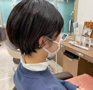 ショート RIRI💛 ママ美容師👶🏻のヘアスタイル
