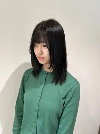 ミディアム カラー 💗渋谷/韓国/レイ ヤー顔周りSayaのヘアスタイル