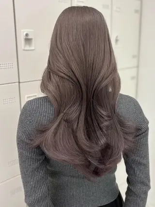 カラー 中韓大人っぽ🐈‍⬛ レディヘア🩶のヘアスタイル