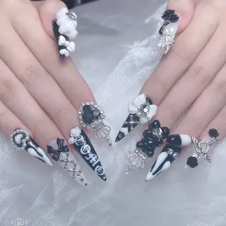 ネイル MoMoA Nail ネイル長さ出し専門店のネイルデザイン
