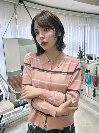 ミディアム カラー 透明感カラー 莉々子のヘアスタイル