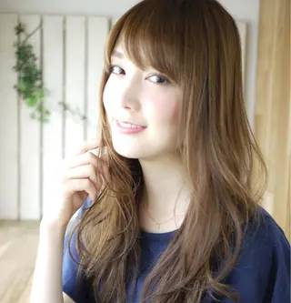 セミロング ロング カラー パーマ 若杉 諒のヘアスタイル