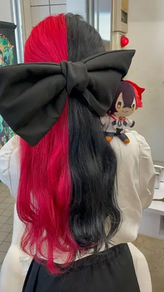 ミディアム カラー インナーカラー 推し ブリーチ  髪質改善のヘアスタイル