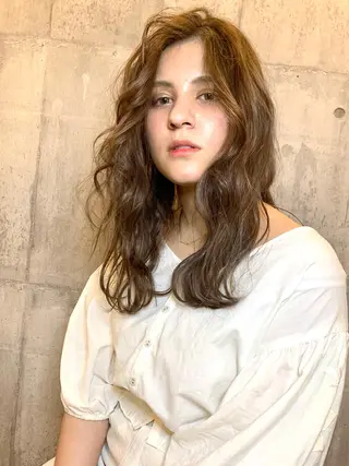 セミロング カラー パーマ メンズ縮毛矯正 細谷碧海のヘアスタイル