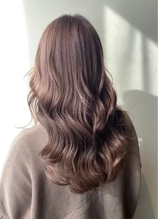 セミロング 🌺柔らか透明感 カラー🌊MAMIのヘアスタイル