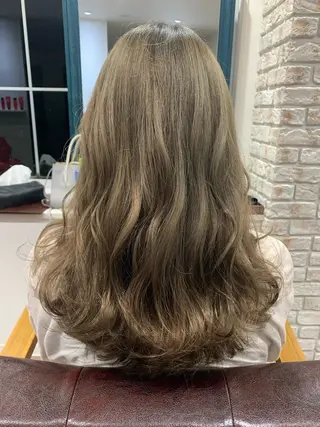 ロング カラー マンツーマン施術/ ダブルカラー/アリサのヘアスタイル