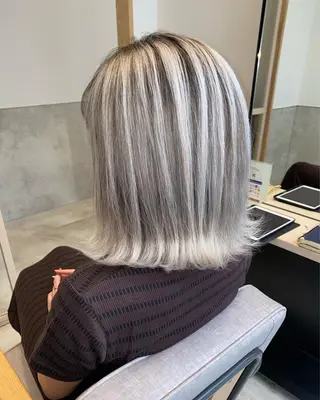 ミディアム カラー ブリーチ 透明感HIDEのヘアスタイル
