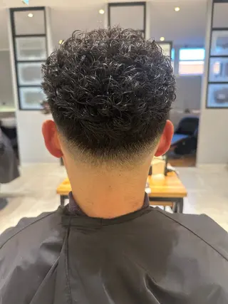 ショート パーマ メンズ 古河 湊斗のヘアスタイル