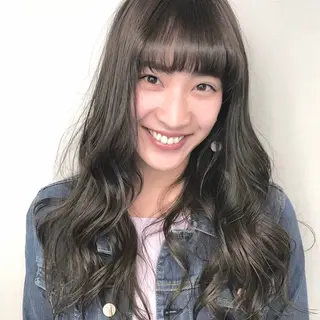 ロング ハイトーンカラー/ YUTAのヘアスタイル