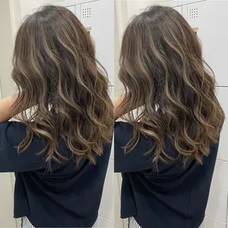 ロング カラー パーマ ヘアアレンジ メンズ キッズ ネイル マツエク・マツパ ハイライト、レイヤー カット/西梅田/中西のヘアスタイル