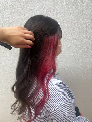 ロング カラー 濱本 樹蘭のヘアスタイル