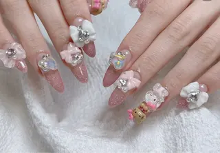 ネイル D-BEAUTY Nailsalonのネイルデザイン