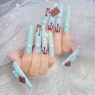 ロング カラー Bling Salonのネイルデザイン