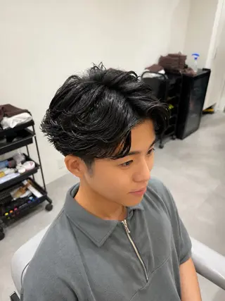 ショート パーマ メンズ メンズ特化･フェザー パーマ コウタロウのヘアスタイル